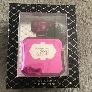 Victoria secret tease glam new 1.7 oz